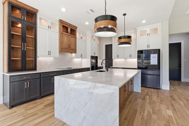Real estate photo by EstateVision Studios