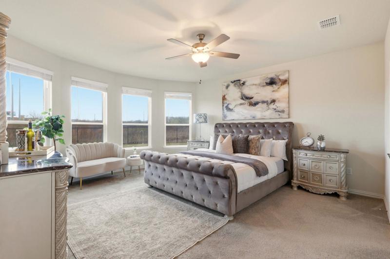 Real estate photo by EstateVision Studios